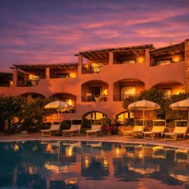 Porto Cervo Cala di Volpe Appartamento con Piscina 8-15 Agosto, khách sạn ở Abbiadori