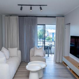 210 Seahorse - Spacious 2 Bedroom apartment: Knysna şehrinde bir otel
