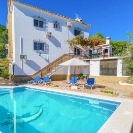 Casa Luna Alora by Ruralidays