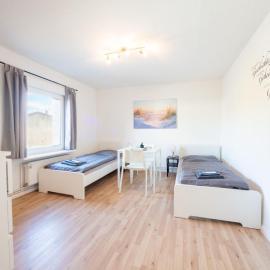 Monteurwohnung-fuer-7-Personen-1-OG-7-Betten-in-Schwarzenbek-SKGE0903、シュヴァルツェンベークのホテル
