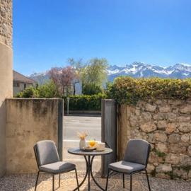 Maison avec Jardin Saint Ismier proche Meylan Inovallee Stmicro Soitec CHU, hotel a Saint-Ismier