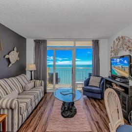 Stunning Oceanfront 1 BR Condo-Bay Watch 1835, hotel in Myrtle Beach