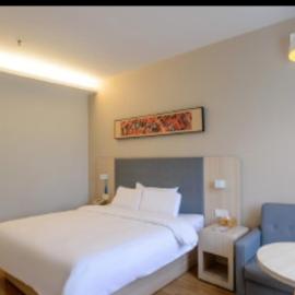 Hanting Hotel Zhengzhou Ruhe Road、鄭州市のホテル