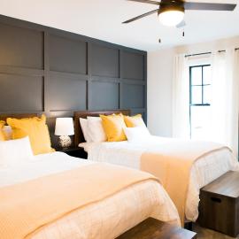 Charming Cottage Downtown - Walk to OTR with Hot Tub & Indoor Fireplace, hotel in Cincinnati