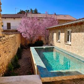 DeMaJia. Casa entera: en Castillejo de Robledo