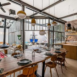 Le Télécabine Loft Premium - Lyon Villeurbanne - Terrasse & Parking Privé - 4 Chambres climatisées - 10 personnes, хотел в Вильорбан