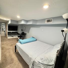 Downtown Suite - Close to Topgolf, Horseshoe Casino, UM Baltimore