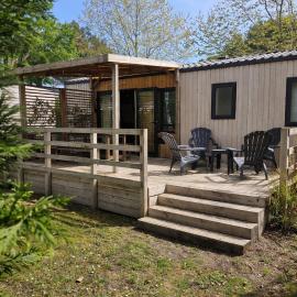 Mobil-Home tout confort climatisé 6p Camping Mayotte Vacances accès direct Lac de Biscarosse, hotel din Biscarrosse