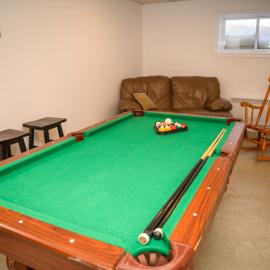 Lower Floor - Mont-Video, hotel in Barraute