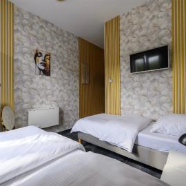 Hotel Leśny Korne koło Kościerzyny - Kaszuby，Korne的飯店