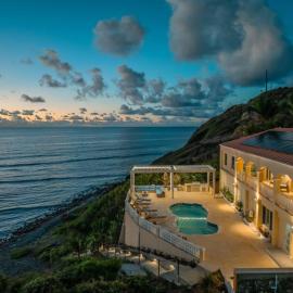 The Cerulean Oceanfront Luxury Retreat, hotel in Christiansted