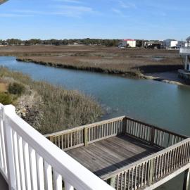 Beach House on Channel, Private dock,Walk to Beach