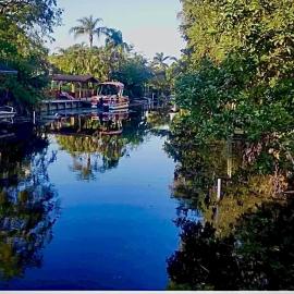 Waterfront Room with Private Bathroom Near PBIA & Lake Osborne, Hotel in Lake Worth