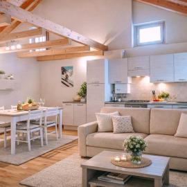 Chalet moderno vicino Cortina Vista Dolomiti, hotell sihtkohas Perarolo di Cadore