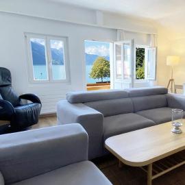 Apartment mit Balkon