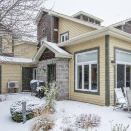 NEW! Cozy Condo on Golf w/ Fire Pit & Scenic Views