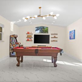 4-bedroom house in amazing Punta Gorda with cool vibes、プンタ・ゴーダのホテル