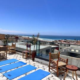 White Pearl Surf & Yoga House Morocco, hotel in Tamraght Ouzdar