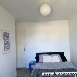 Chambre privée dans un appartement cosy et lumineux, hotel in Cherbourg en Cotentin