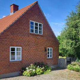 Nice Home In Lemvig With Wifi, hotel in Lemvig