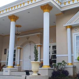 Vila Graha Wisesa 3، فندق في Kacomberan