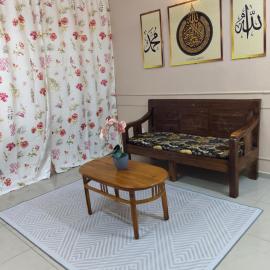 EasyCareStay near HOSPITAL SEGAMAT、スガマッのホテル