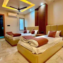 HOTEL RR Grand, hotel en Varanasi