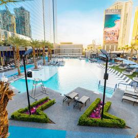 Hilton Grand Vacations Club Elara Center Strip Las Vegas، فندق في لاس فيغاس