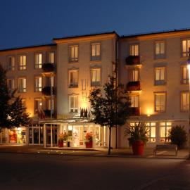 Hotel Garni Lindacher Hof, hotel din Burghausen