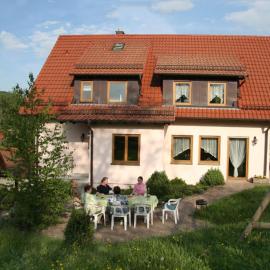 Haus am Limes، فندق في Pfedelbach