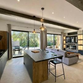 L'Eden-Joli maisonnette T2 avec terrasse proche Aix-Eguilles