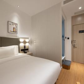 HanTing Hotel Beijing South Railway Station North Square, hotel v Pekingu