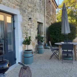 Le Jardin des Bosquets Gite โรงแรมในAuzay