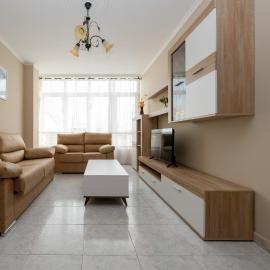 Langosteira Beach, spacious apartment，位于福斯特拉的酒店