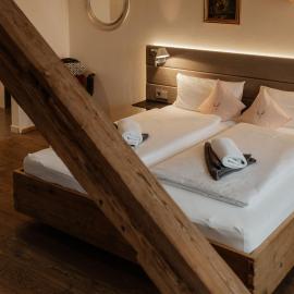 Zum Hirschen - hotel & gasthaus beim stöckeler – hotel w mieście Scheidegg
