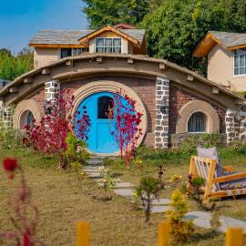 Hobbit House Jim corbett whispering roots, hotel a Belparāo