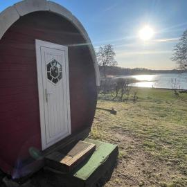 Schlaffass "Rudolph" am Stolpsee, an der Mecklenburger Seenplatte, hotel u gradu Firstenberg-Hafel
