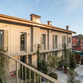 Le Dimore - Como City Center - Boutique apartments near Lake, Train and Bus Stations, hotel na Komou