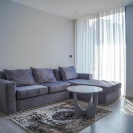 Cozy Modern 1-Bedroom Apartment in Prime Location