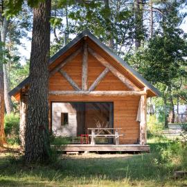 Huttopia Lac de Rillé, hotel sa Rillé