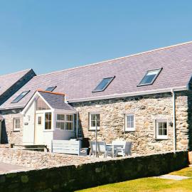 Y Beudy - Uk37401, hotell sihtkohas Llanfachraeth
