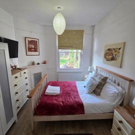 The Cabin - unique stay in the heart of Canterbury, hotel in Canterbury