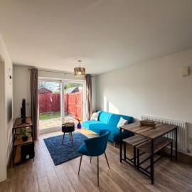 Modern Bright Flat near Station and Addenbrookes, Cambridge UK