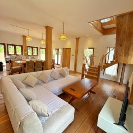 Peach's House, hotel in Katiet