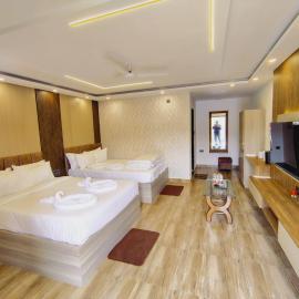 White Coastal Beach Resort, Hotel in Mandarmani
