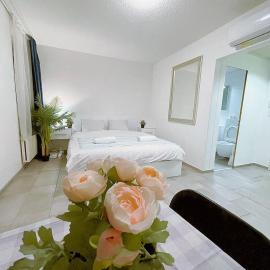 City Center Apt en-suite budget Self check in, ETH Zurich HB, хотел в Цюрих