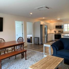 Gracious two bedroom just minutes to Middlebury!, ξενοδοχείο σε New Haven