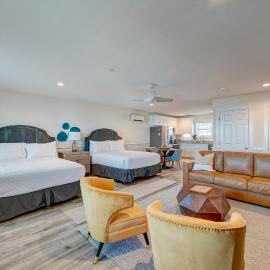 Saltwater 202 2nd Floor Low Tide