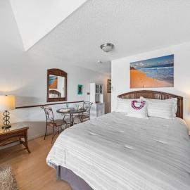 Ocean View Escape | Lanai, Pool & Maui Sunsets, hotel v mestu Kihei