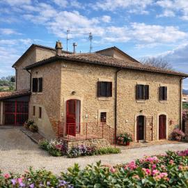 La Dimora di Sandra Montefalco, Casa tra gli ulivi a Montefalco